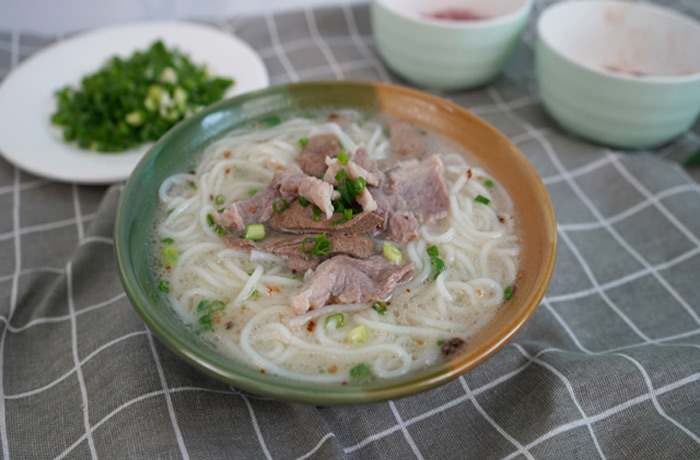 略阳原味汤粉王培训